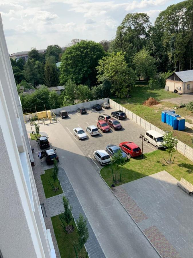 Дизайнерський ремонт&центр& VIP Ровно Экстерьер фото