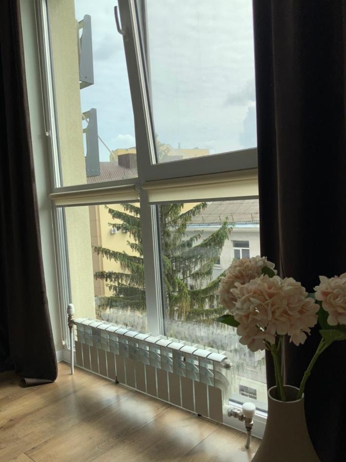 Дизайнерський ремонт&центр& VIP Ровно Экстерьер фото